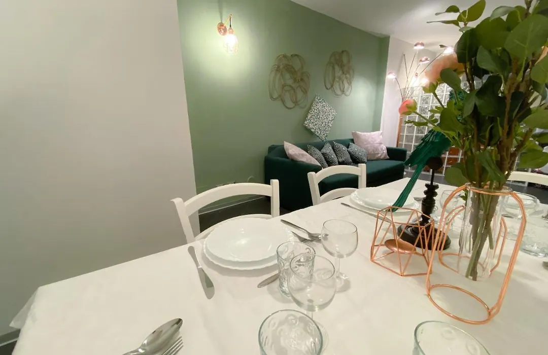 Ororosa Lucca City Center Apartment-1